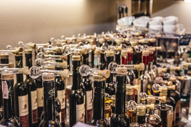 Budapest: Hungarian Whisky, Gin, and Pálinka Tasting - What’s Included in the Tasting Experience