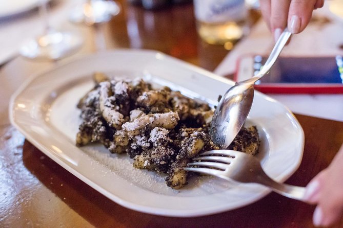 Budapest Jewish Cuisine & Culture Walk - Tasting Authentic Jewish Pastries and Savory Bites