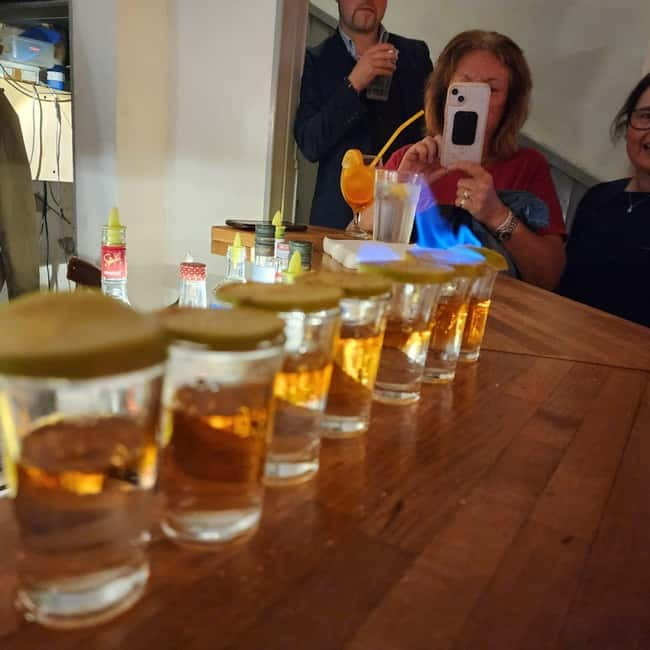 Budapest: Jewish District Night Walking Tour with Drinks - Discover Budapest’s Jewish District on a Night Walk with Drinks