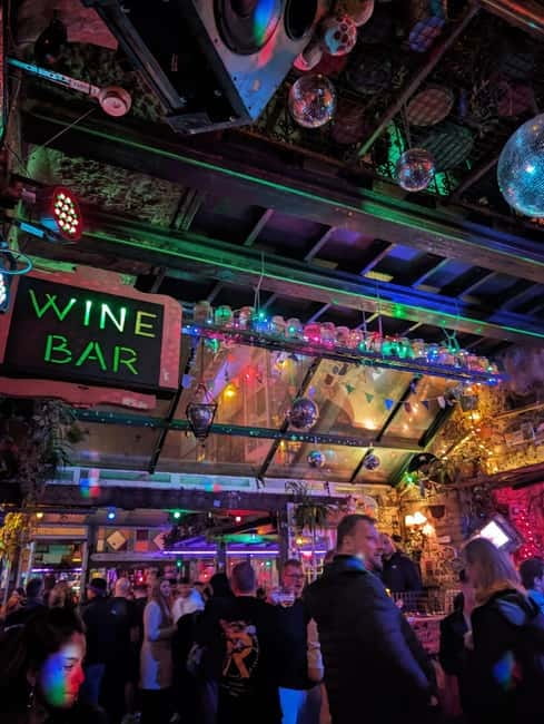 Budapest: Jewish District Night Walking Tour with Drinks - The Experience of the Local Historian Guide