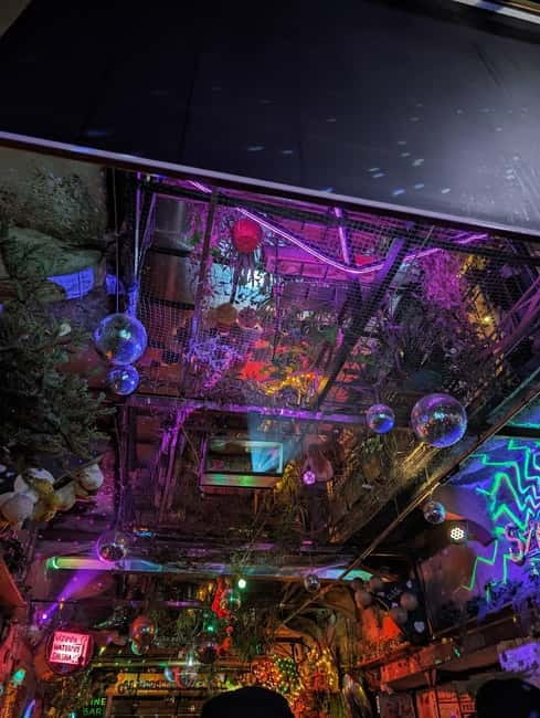 Budapest: Jewish District Night Walking Tour with Drinks - The Variety of Venues and Street Food Along the Route