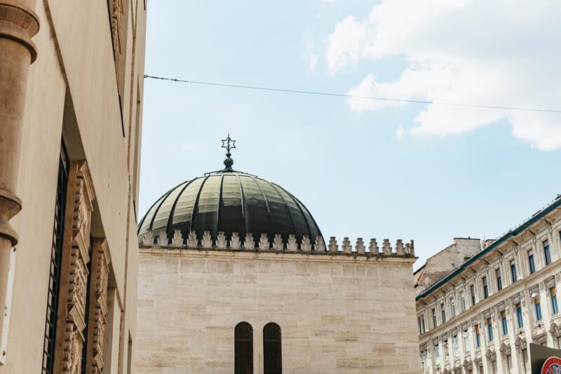 Budapest: Jewish History Guided Walking Tour with Historian - The Expertise and Approach of the Guides