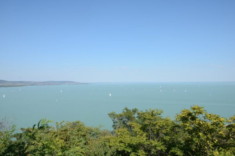 Budapest: Lake Balaton and Herend Full-Day Private Tour - Discover the Scenic Beauty of Lake Balaton and Herend Porcelain