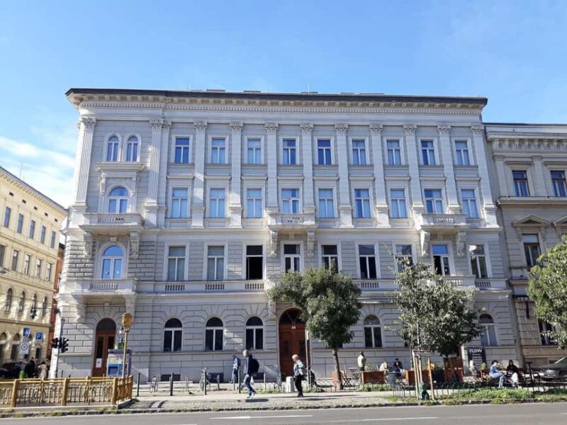 Budapest: Magnificent Andrássy Avenue Tour & Folk Music - Why Choose This Tour: Strengths and Limitations