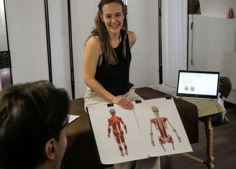 Budapest: Massage Workshop for Couples and Friends - Fun and Unique Bonding in Budapest: The Massage Workshop for Couples and Friends