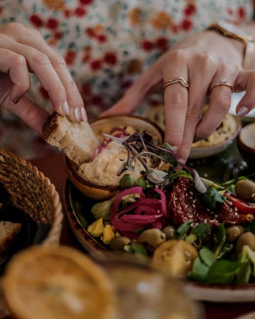 Budapest: Mezze Selection and Unlimited Soft Drinks - A Relaxing Culinary Escape in Buda’s Széna Square