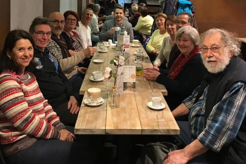 Budapest : Must-see attractions walking tour - Concluding at the Hungarian Parliament Building