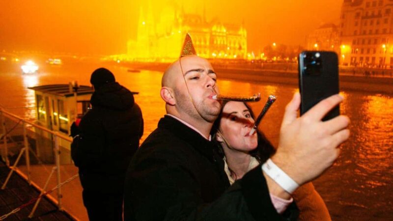 Budapest: New Year Boat Party Cruises with Unlimited Drinks - The Scenic Route Past Budapest’s Iconic Landmarks