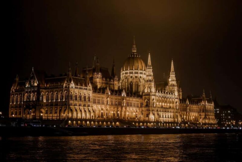 Budapest: New Years Eve Dinner Cruise with Panoramic Views - Drinks Included and Additional Considerations