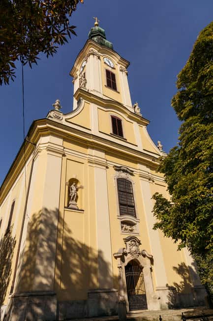 Budapest: Old Buda Walking Tour & Folk Music Performance - Panoramic Views from the Father of Roses Garden