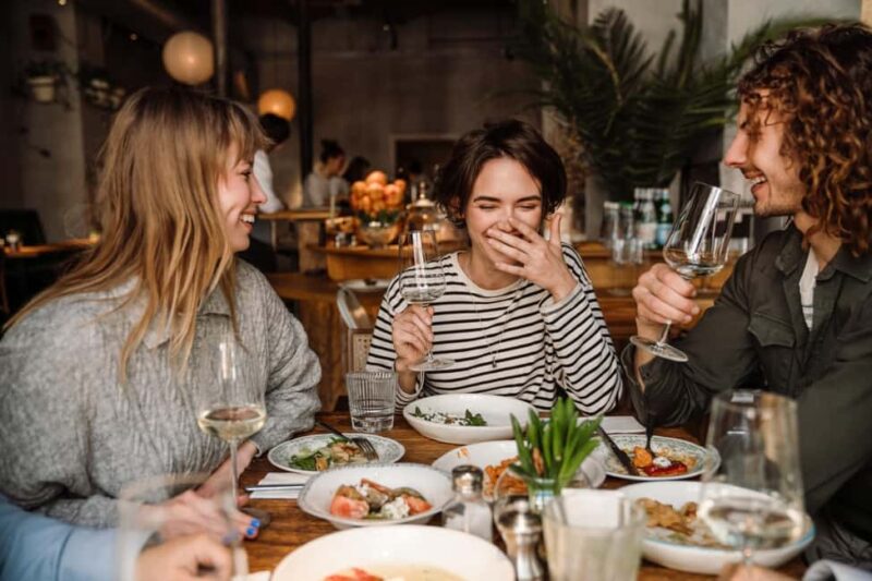 Budapest Old Town Wine Tasting with Private Walking Tour - The Ultimate Experience: 4-Hour Tour with a Full Meal