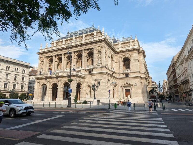 Budapest: Opera House Guided Tour - The Mini Opera Performance at the End