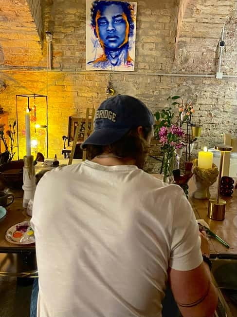 Budapest: Painting Workshop with Snacks and Wine - Frequently Asked Questions