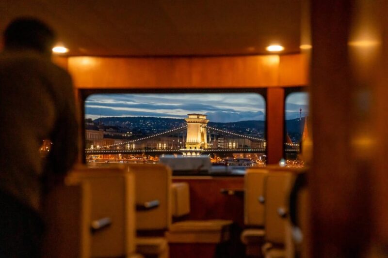Budapest: Premium Sightseeing Cruise with Tokaj Frizzante - Customer Feedback and Overall Satisfaction