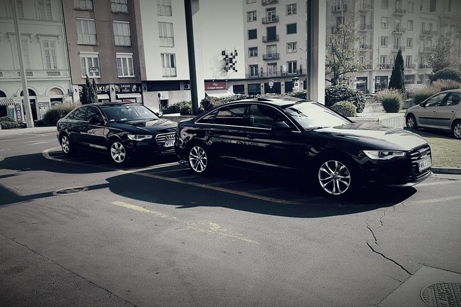 Budapest Private Airport Transfer in a Luxury Car - Key Points