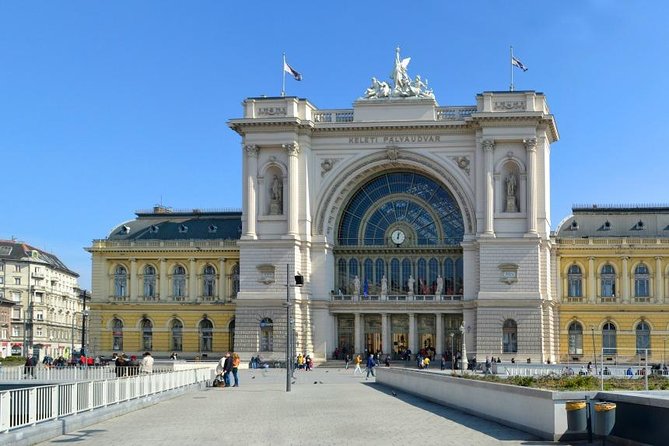 Budapest Private Arrival Transfer: Railway station to hotels - Key Points