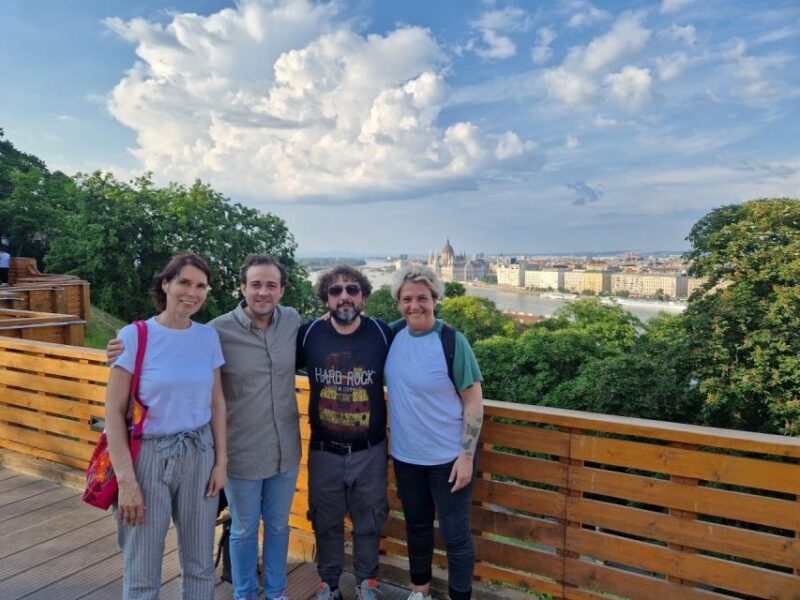 Budapest: private deluxe tour with a native, in Spanish - Flexibility and Additional Options