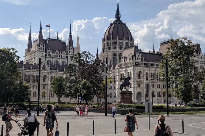 Budapest Private Full-Day City Sightseeing Tour - The Tour Starts at Szent István tér with Personal Pickup