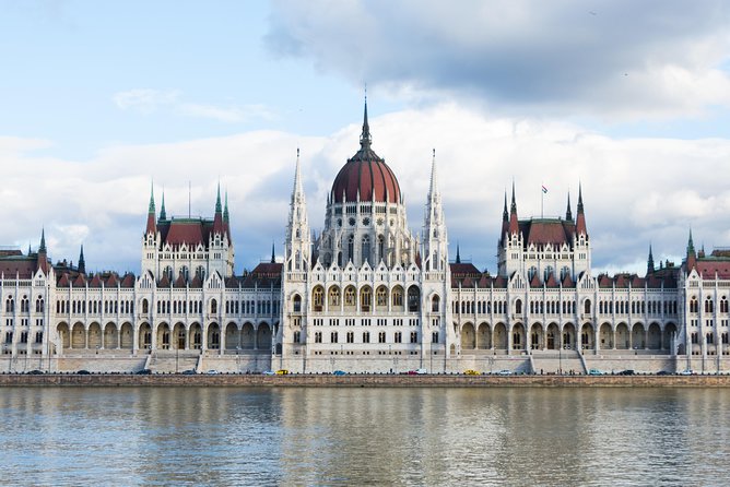 Budapest Private Grand Tour by Car/Minibus - Starting the Tour: Convenient Hotel Pickup at 9:30am