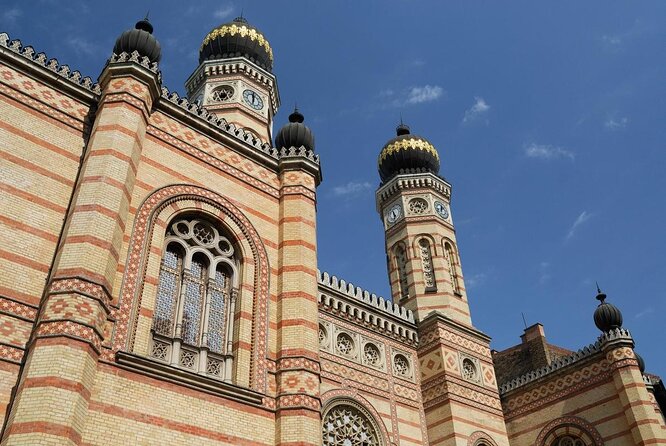 Budapest Private Luxury Sightseeing Tour - Discovering the Jewish Quarter and the Synagogue