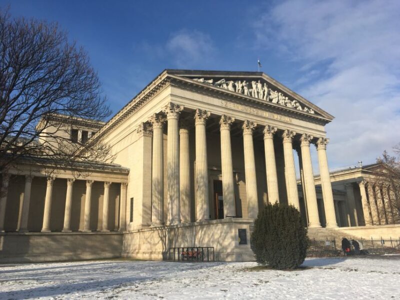 Budapest: Private Sightseeing Walking Tour with Local Guide - Explore Budapest in Four Hours with a Private Guide