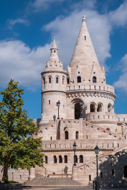 Budapest - Private Tour including Castle visit - The Fisherman’s Bastion and Its Panoramic Views