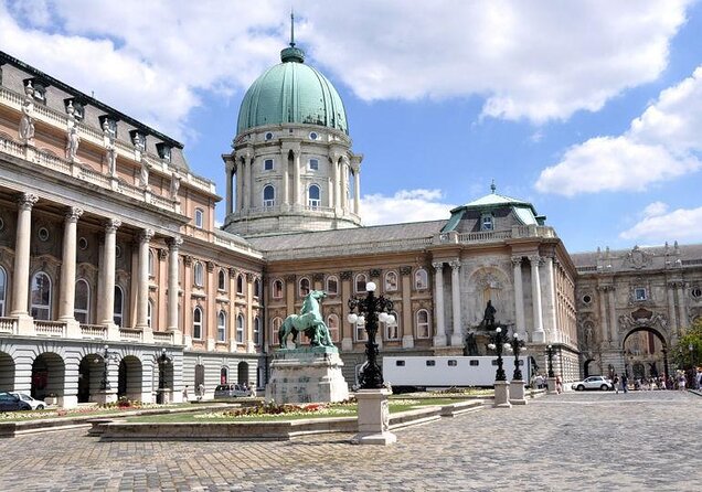 Budapest Private Tuk Tuk Tour with Wine Tasting and Cheese Platter - Key Points