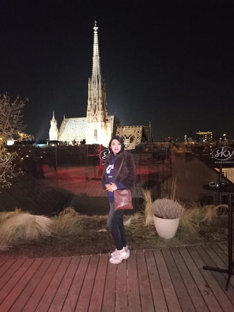 Budapest: Private Walking Tour with a Local Guide - Key Points