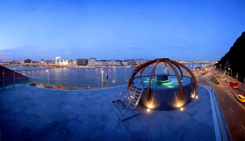 Budapest: Rudas Turkish Bath or Spa Day Pass & 3-Course Meal - Panoramic and Rooftop Pools: Views That Enchant