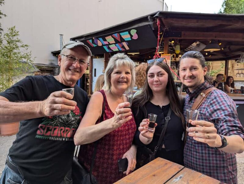 Budapest: Ruin Bars, Street Art, and Jewish Quarter Tour - Key Points