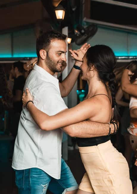 Budapest Salsa Lovers Dance Experience - Budapest Salsa Lovers Dance Experience: A Fun and Personal Introduction to Latin Dance