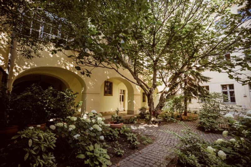 Budapest: Secrets of the Old Town of Buda Guided Walk - Panoramic Views from Fisherman’s Bastion