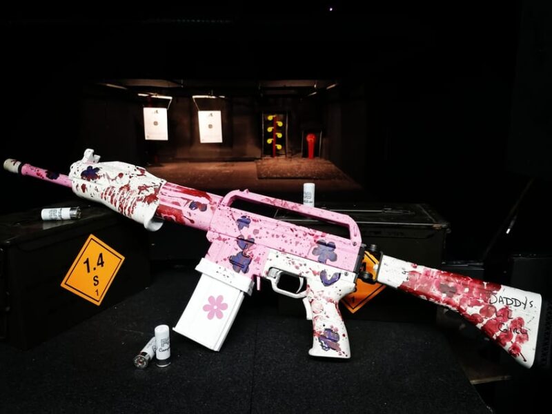 Budapest: Shooting Experience for Couples, The Perfect Date - Guided Experience by Multilingual Instructors