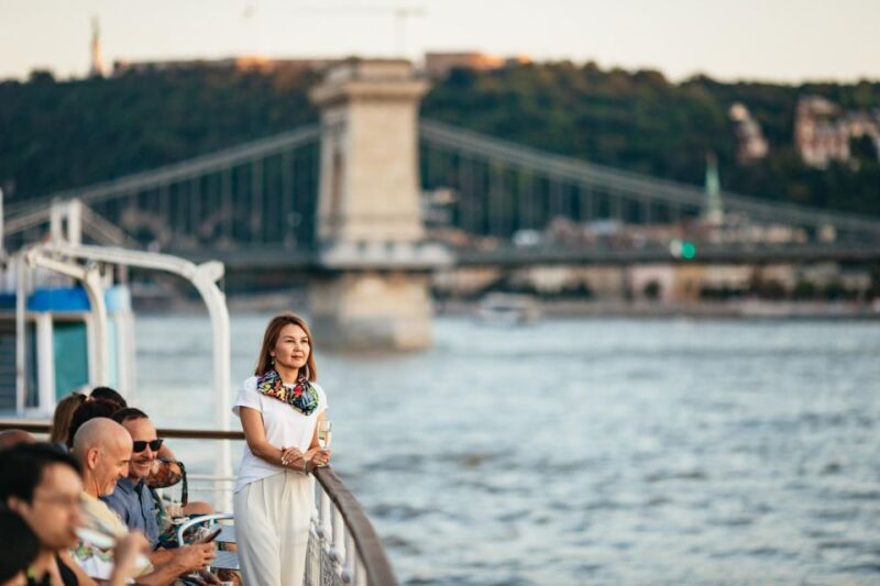 Budapest: Sightseeing Cruise on the Danube - Key Points
