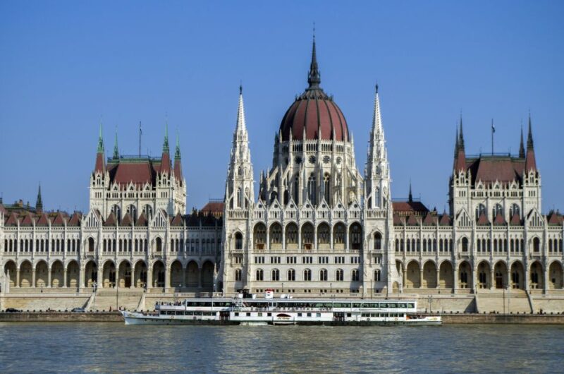 Budapest: Sightseeing Cruise on the Danube - Practical Tips for Booking and Attending