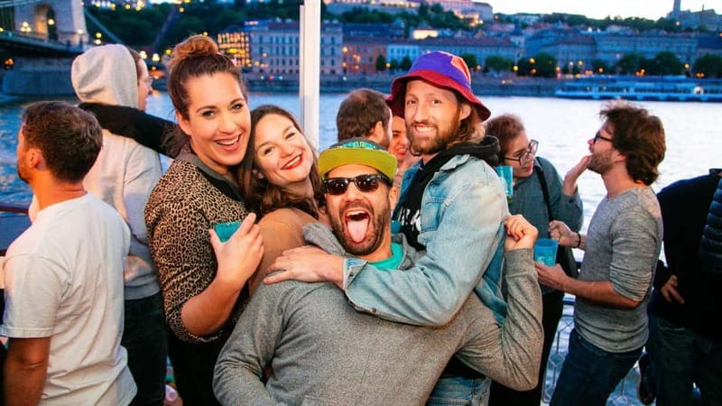 Budapest: Sip & Sail Danube Cruise with Unlimited Beer - The Sunset as the Perfect Backdrop