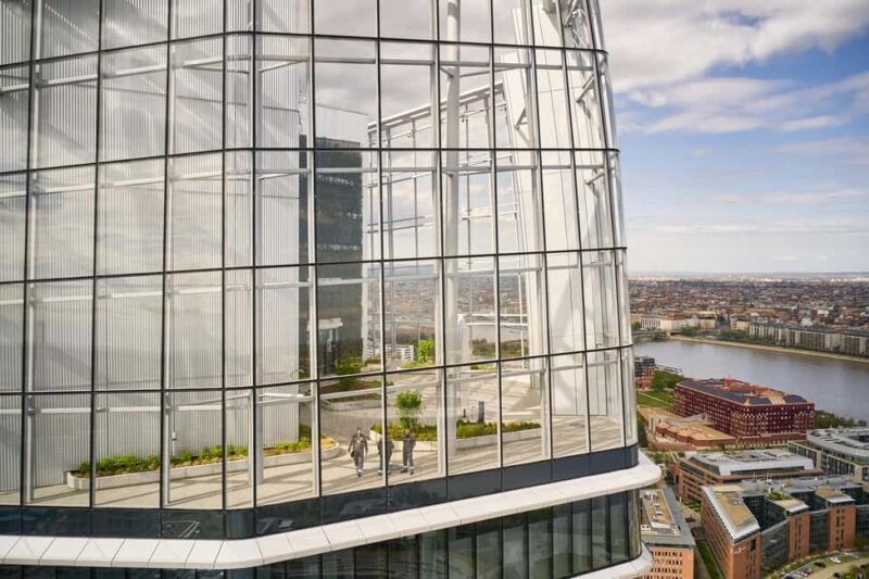 Budapest SkyDeck Tower  Panoramic Lift & Viewing Platform - Strengths and Limitations of the SkyDeck Experience