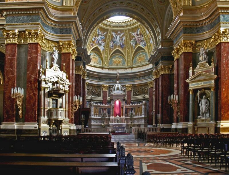 Budapest: St Stephen's Basilica Tour - Exploring the Treasury and Liturgical Artifacts