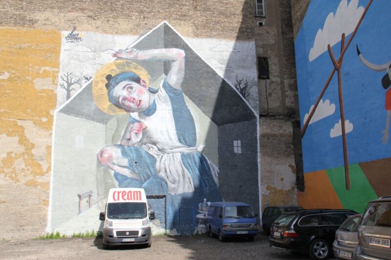 Budapest: Street Art Tour - How the Guide Enhances the Experience
