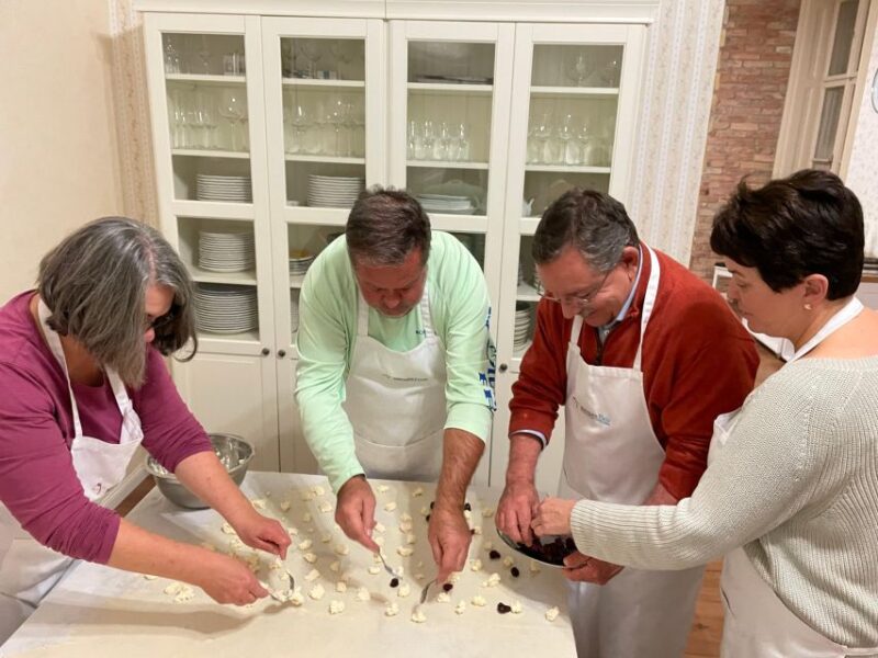 Budapest: Stretch & Bake Hungarian Strudel with Two Fillings - The Art of Stretching Pastry: Handmade Dough Techniques