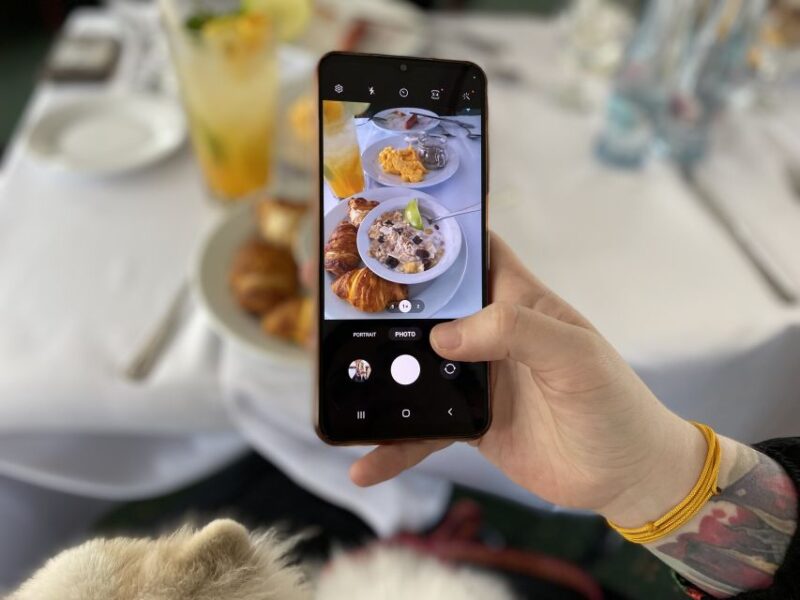 Budapest: Summer Brunch & Cruise with Prosecco or Cake - Starting Point at Akadémia 2 Ponton and Boarding Details