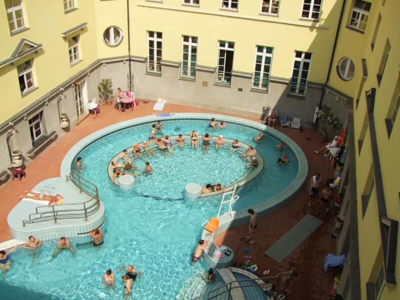 Budapest Super Saver: Spa, Basilica Tour, and Danube Cruise - Budapest Super Saver: Spa, Basilica Tour, and Danube Cruise