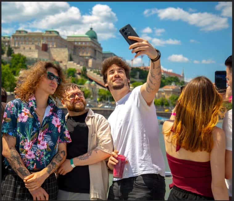 Budapest: Unlimited Drink Cruise - Reviews Highlighting the Experience