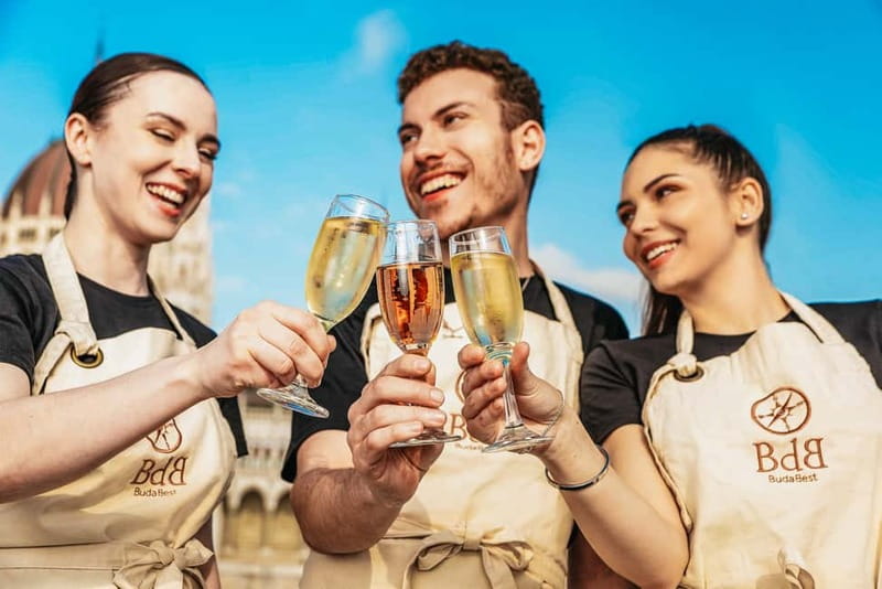 Budapest: Unlimited Prosecco, Beer and Aperol Spritz Cruise - Budapest: Unlimited Prosecco, Beer and Aperol Spritz Cruise