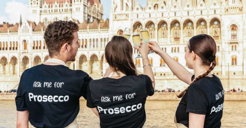 Budapest: Unlimited Prosecco, Beer and Aperol Spritz Cruise - The Cruise Route and Landmarks