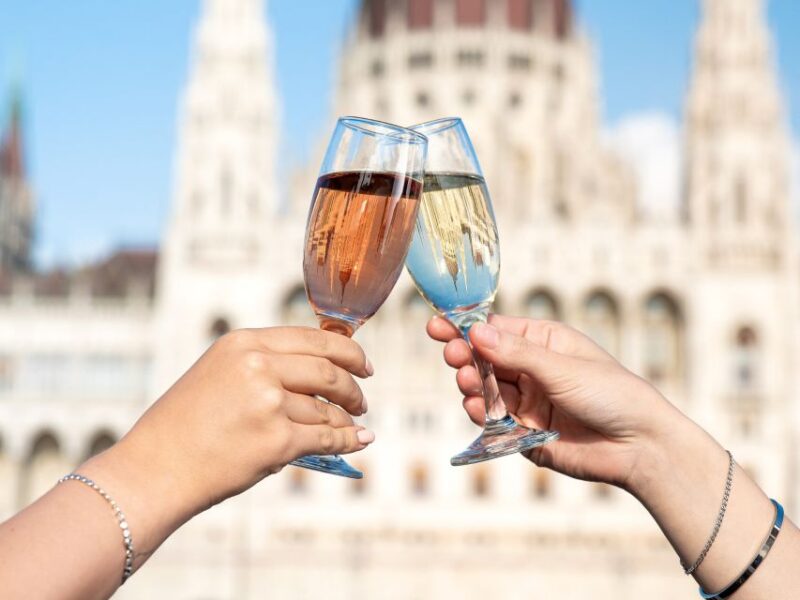 Budapest: Unlimited Prosecco, Beer and Aperol Spritz Cruise - Accessibility and Practical Tips