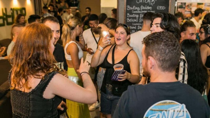 Budapest: Unmissable Bar Crawls with Shots & VIP Club Entry - Budapest: The Ultimate Pub Crawl and Nightlife Experience