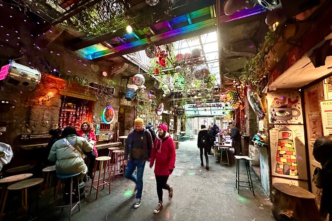 Budapest Urban Art - Street Art Tour with a Drink in a Ruin Bar - From Murals to Tasty Street Food in Budapest