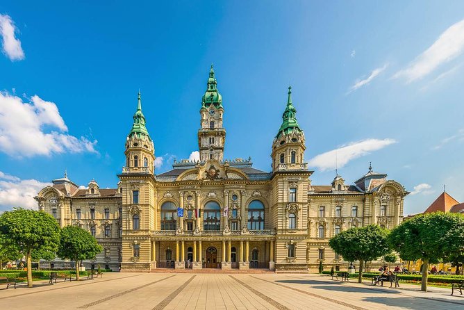 Budapest-Vienna One-Way Sightseeing Transfer - Visiting the Esztergom Basilica for Architectural Grandeur