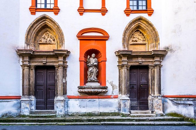 Budapest-Vienna One-Way Sightseeing Transfer - Comfort and Convenience in Transportation